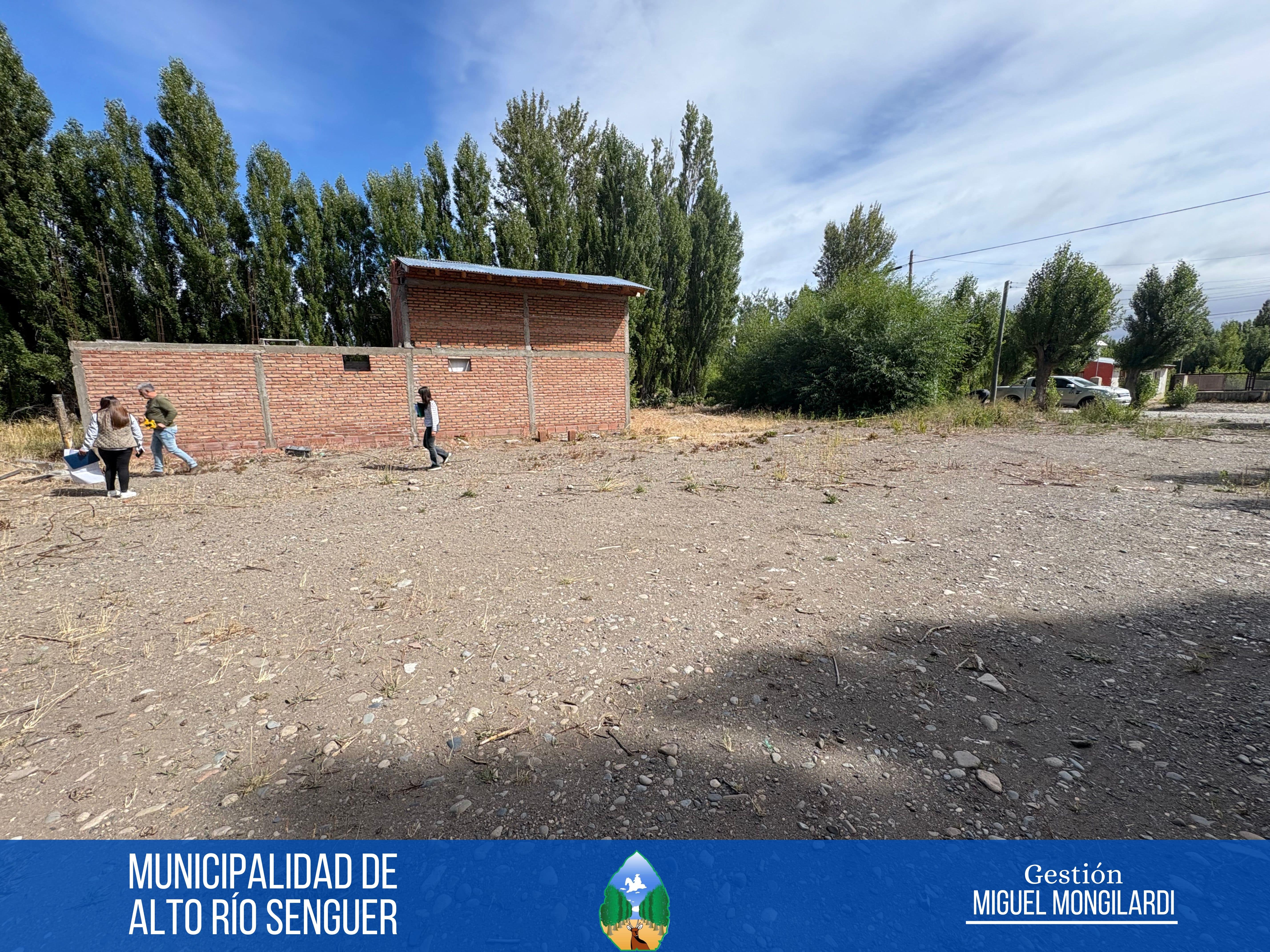 Inspección de Terreno por parte del IPV para comenzar con la construcción de viviendas tuteladas